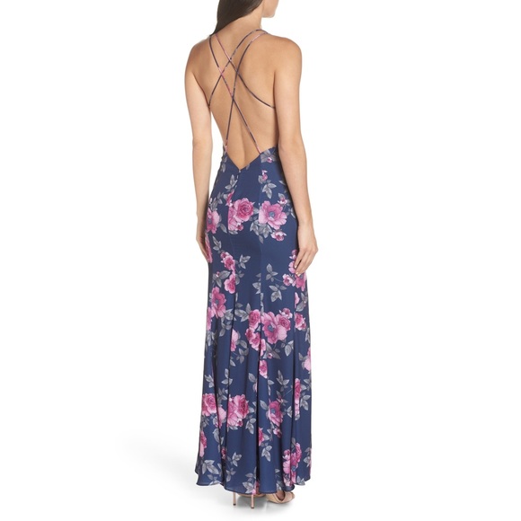NWT Fame & Partners Floral Strappy V Neck Dress Gown - Picture 1 of 8